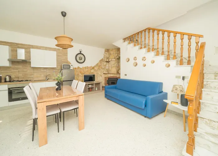 The Sud Est House